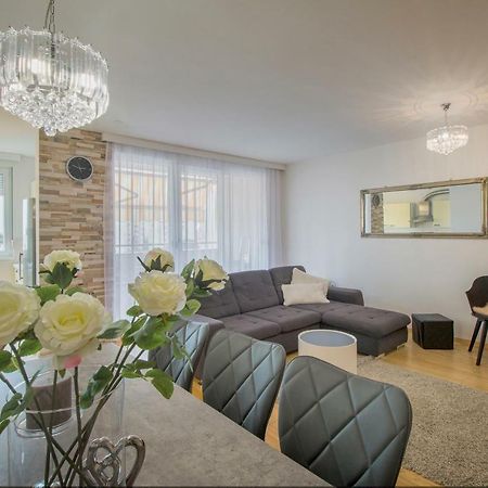 Apartment Montesa Zadar With Free Parking And Balcony المظهر الخارجي الصورة