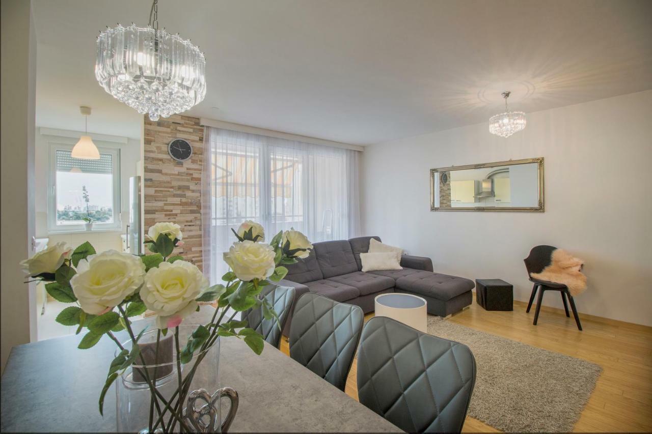 Apartment Montesa Zadar With Free Parking And Balcony المظهر الخارجي الصورة
